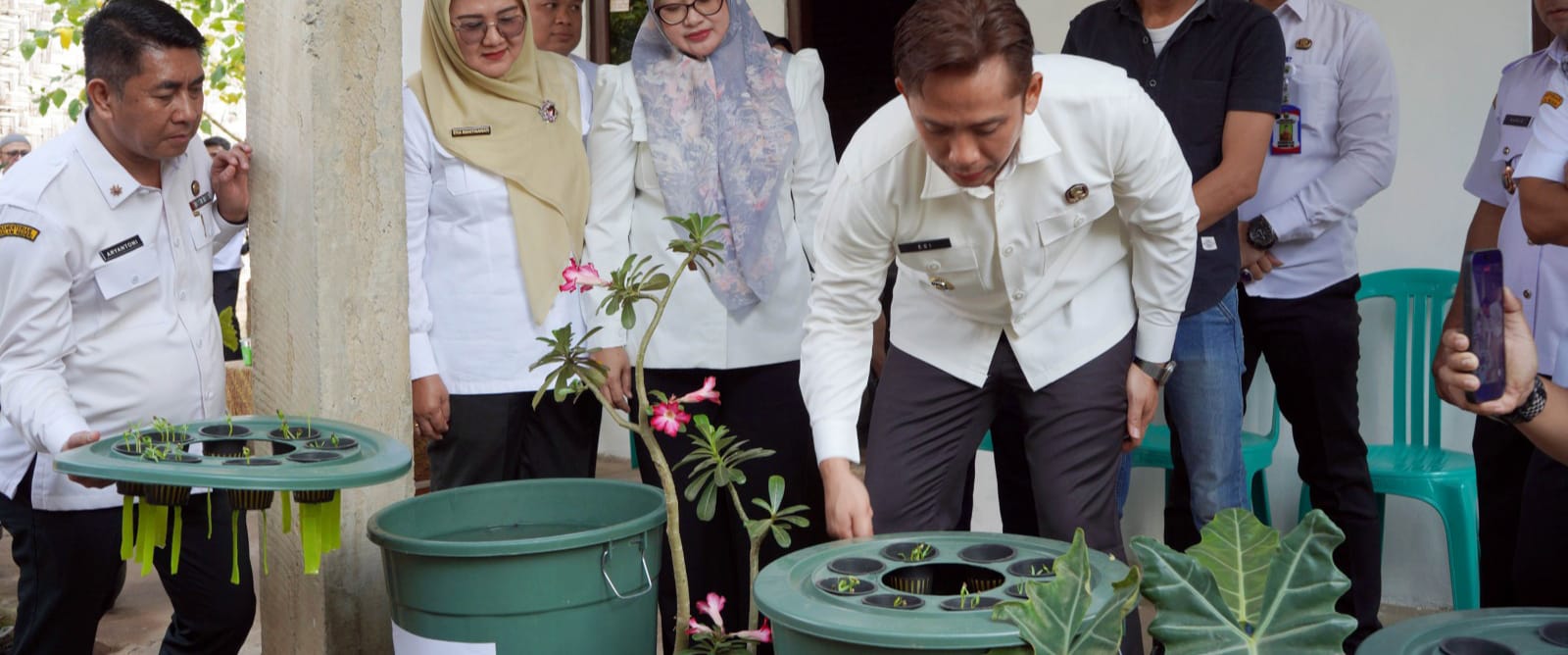 Teras HELAU Jadi Langkah Baru Pengentasan Kemiskinan, Bupati Egi Dorong Ketahanan Pangan dan Ekonomi Sirkular Dari Pekarangan Warga