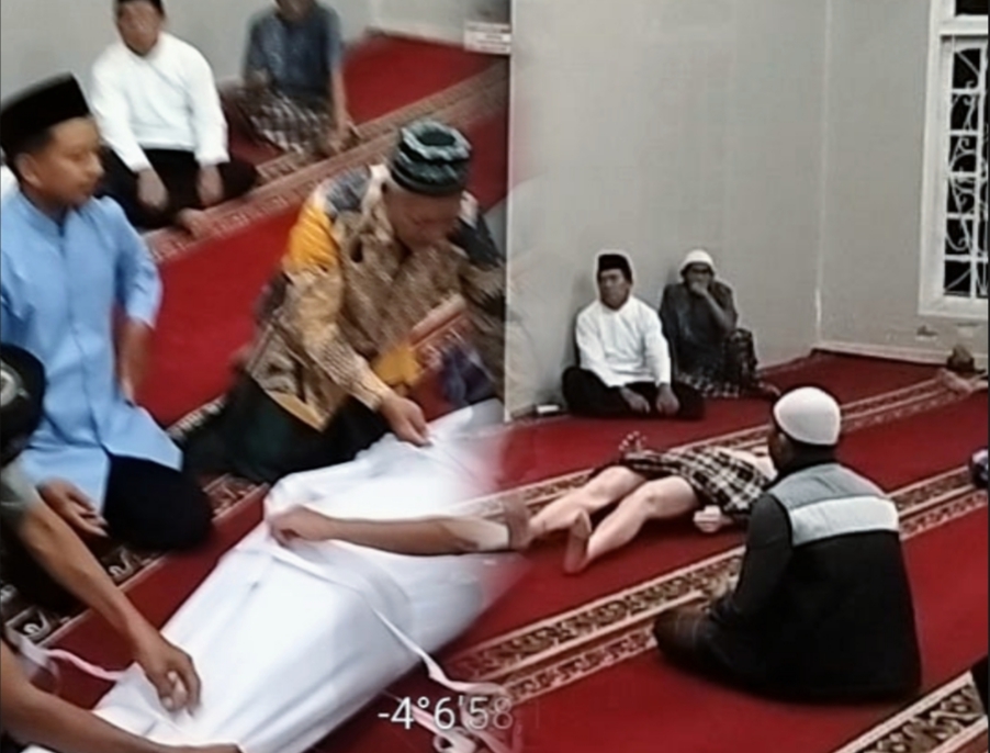 Pelatihan Pengurusan Jenazah di Masjid Al Muhajirin RT 19 Disambut Antusias, Warga Dibekali Ilmu Fardu Kifayah dan Semarak HUT OKU ke-116