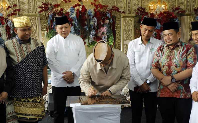 Membangun Masa Depan Generasi dari Desa, Bupati Radityo Egi Resmikan Ponpes dan SMP IT Al Fatih di Sidomulyo