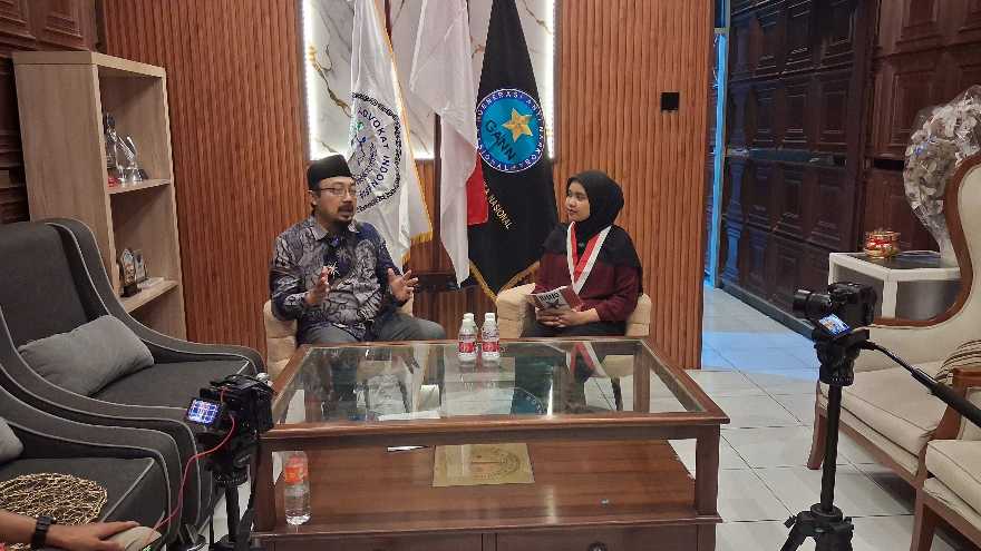 DPC GMNI Malang Bersama Kantor Hukum Yustitia Indonesia Bahas Kopdes dalam Acara Podcast